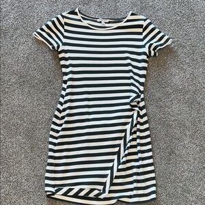 41 Hawthorn Black and White Striped Mini Dress Medium Petite